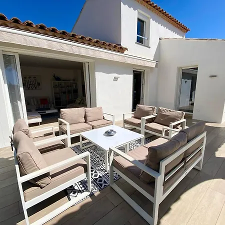 Villa Beautiful Provencal Villa, Sea View, Access