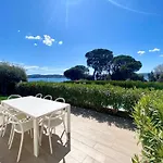 Beautiful Provencal Villa, Sea View, Access Villa *