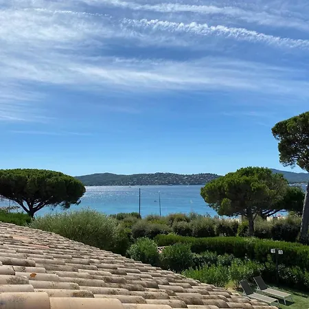 Beautiful Provencal Villa, Sea View, Access